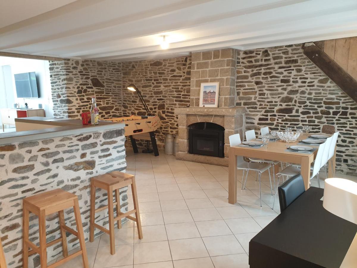 Maison De Ville Situee A 8 Kms Du Mont St Michel Pontorson Exterior foto